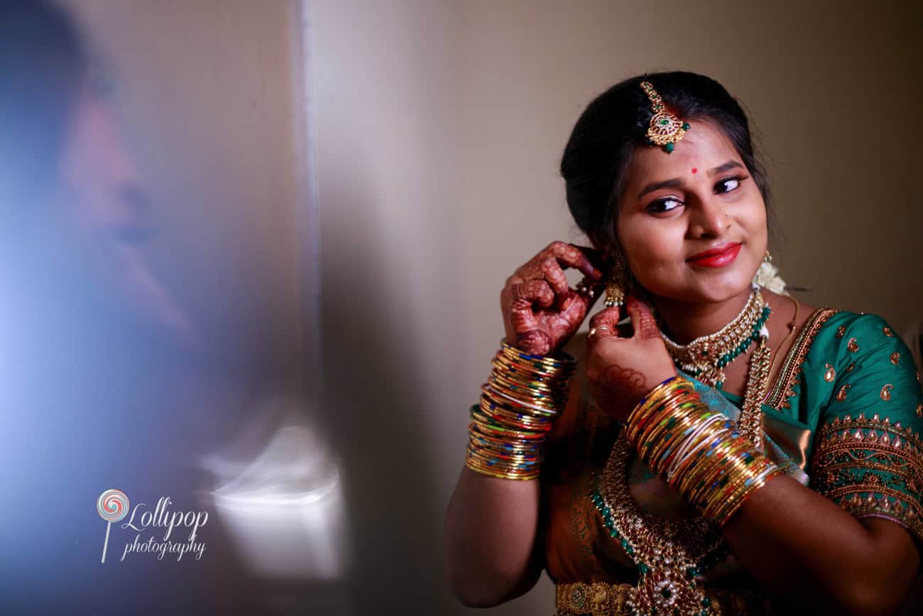 Sharmila completes her look with elegant jewelry for her baby shower, as captured by Lollipop Photography in Coimbatore